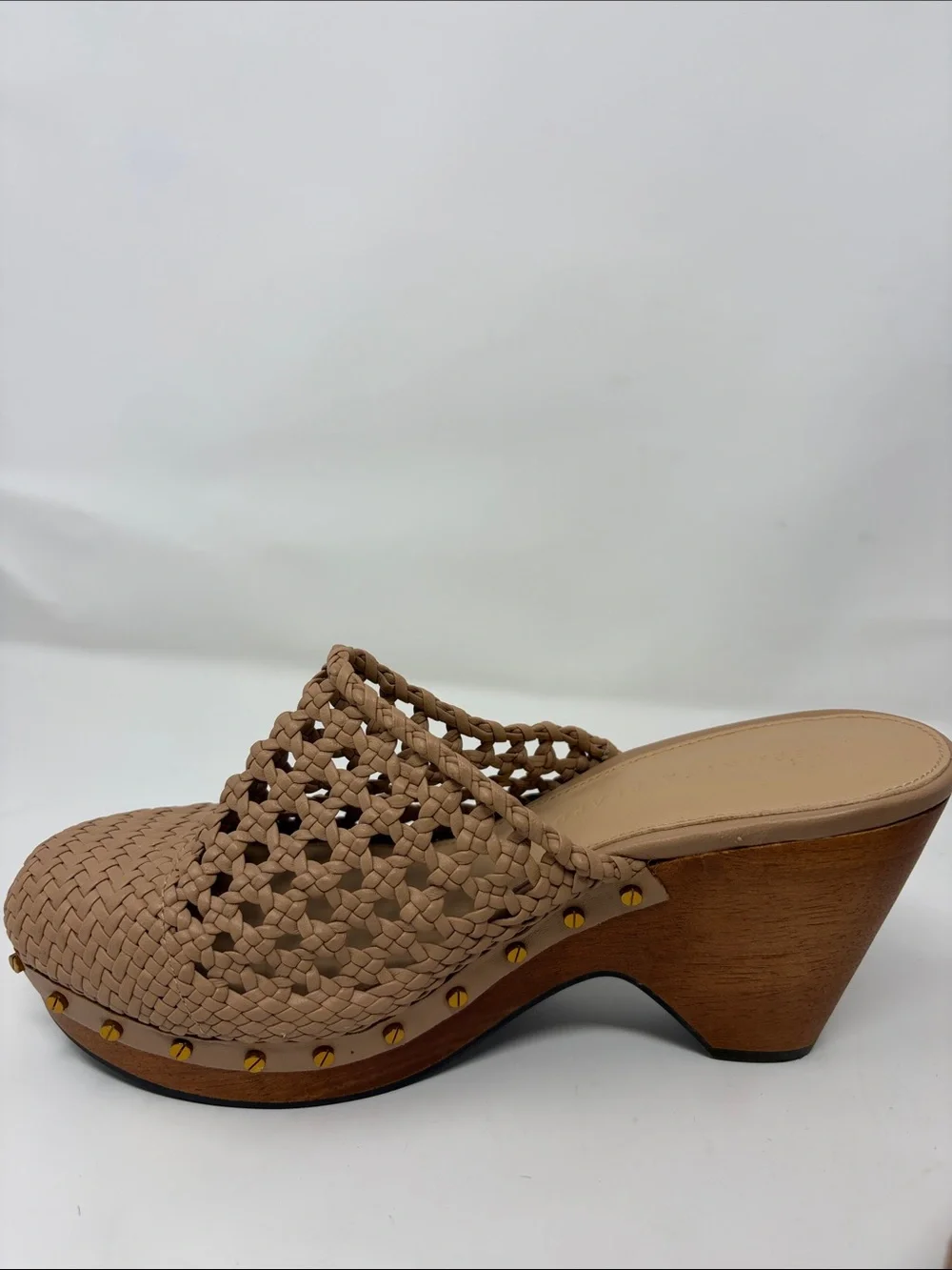 Veronica Beard Woven Tan Leather Clog Mules Size 6.5 Excellent Condition